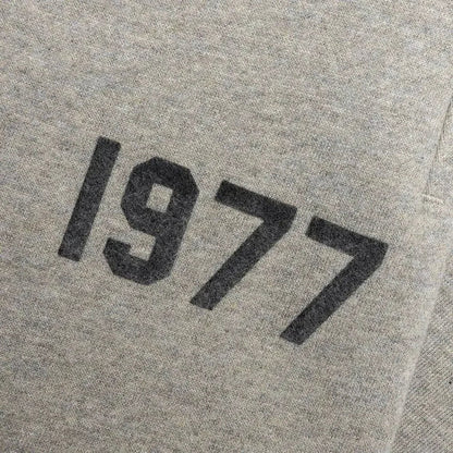 Fear of God Essentials 1977 Logo Sweatpants Dark Oatmeal